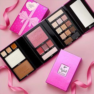 IT Cosmetics Special Edition IT Girl Beauty Book